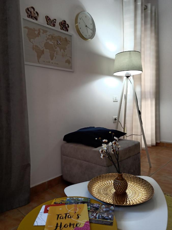 "Tata'S Home"! Tirana Buitenkant foto