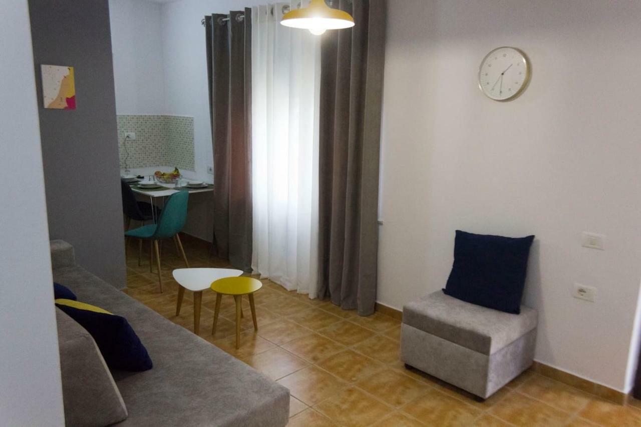 "Tata'S Home"! Tirana Buitenkant foto
