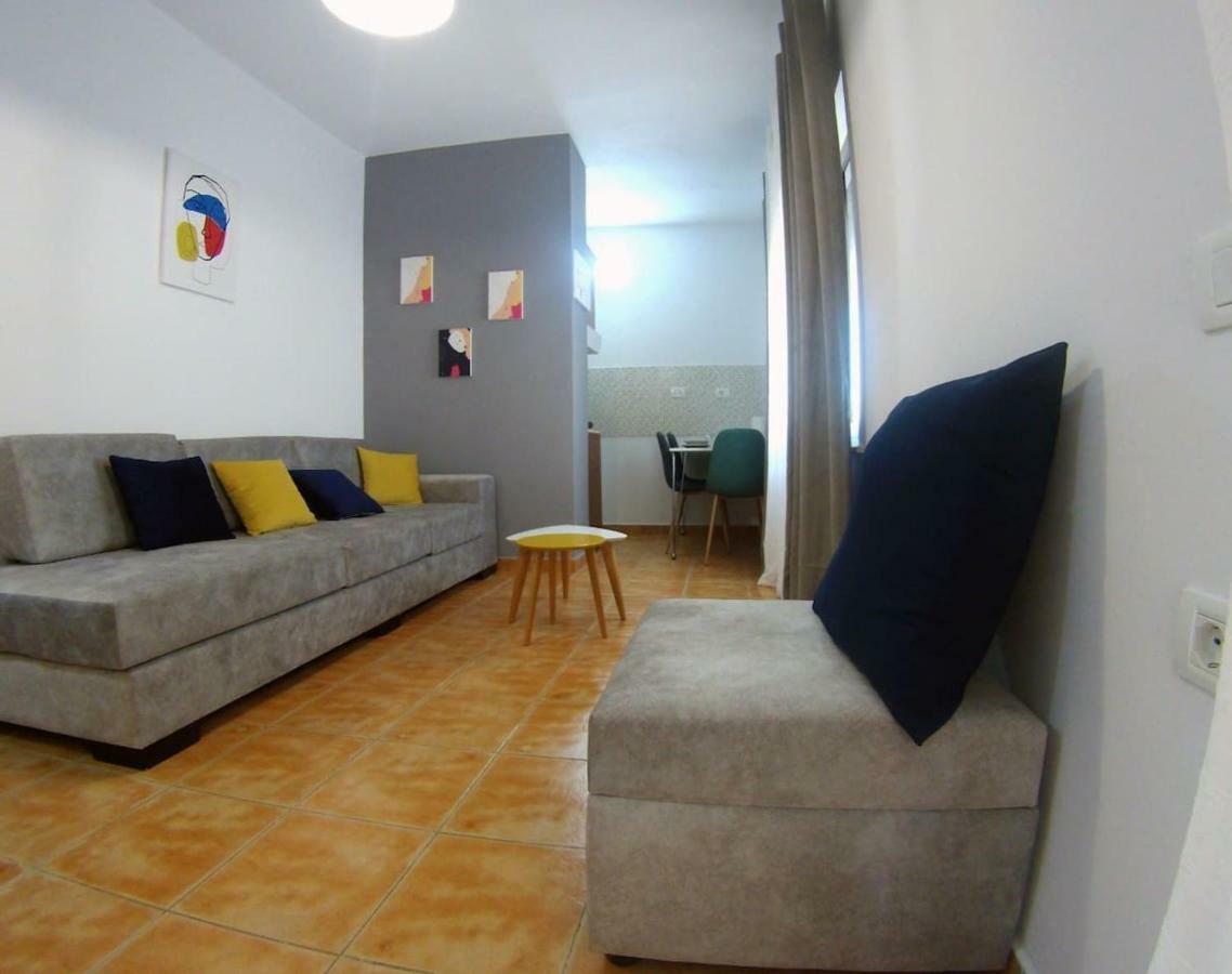 "Tata'S Home"! Tirana Buitenkant foto